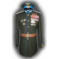 Мундир парадный с погонами и наградами полковника ВВС Красной армии Покрышкина Ал. Ив., обр. 1943 г.